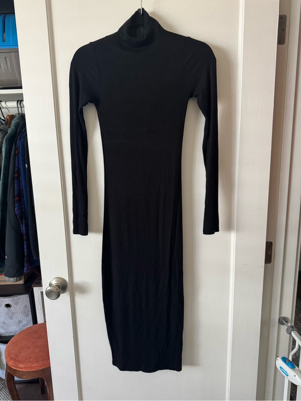 Joah Brown Black Long-Sleeve Turtleneck Midi Dress